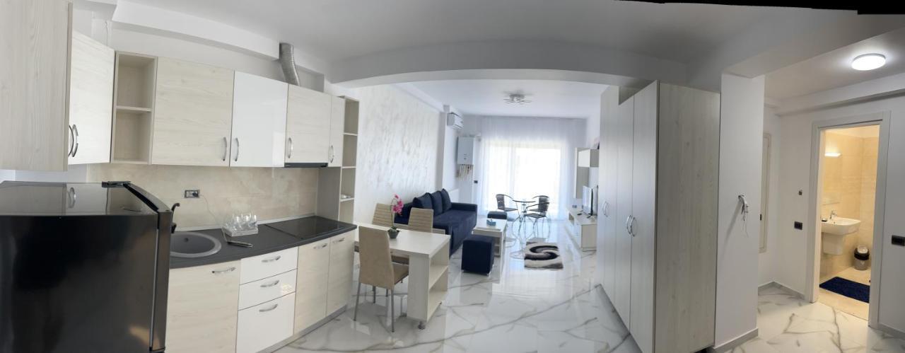 Casa Del Mar 2 Lägenhet Mamaia Exteriör bild